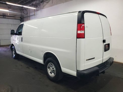 Used 2023 Chevrolet Express 2500 w/ Driver Convenience Package RWD image 5