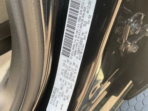 Used 2020 RAM 1500 Big Horn AWD/4WD image 23