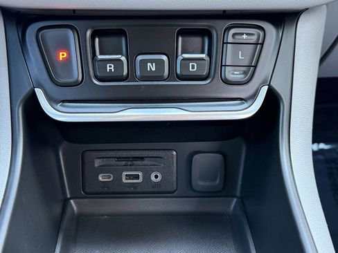 Used 2019 GMC Terrain SLT w/ Preferred Package AWD/4WD image 28