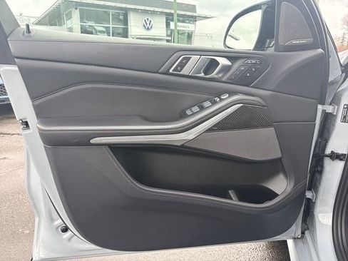Used 2023 BMW X7 M60i w/ Executive Package image 21