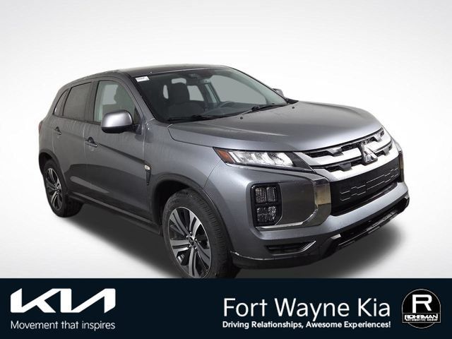 Used 2025 Mitsubishi Outlander Sport AWD image 5