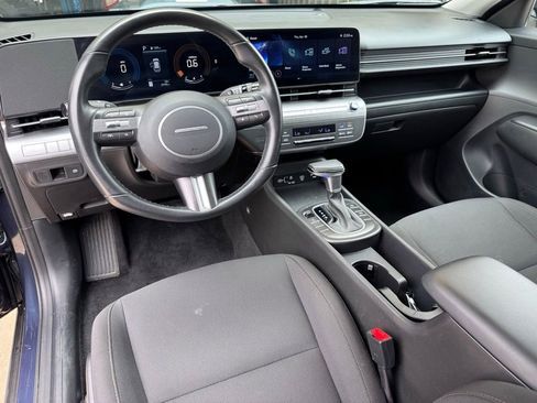Certified 2025 Hyundai Kona SEL AWD/4WD image 2