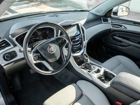 Used 2016 Cadillac SRX Luxury image 9