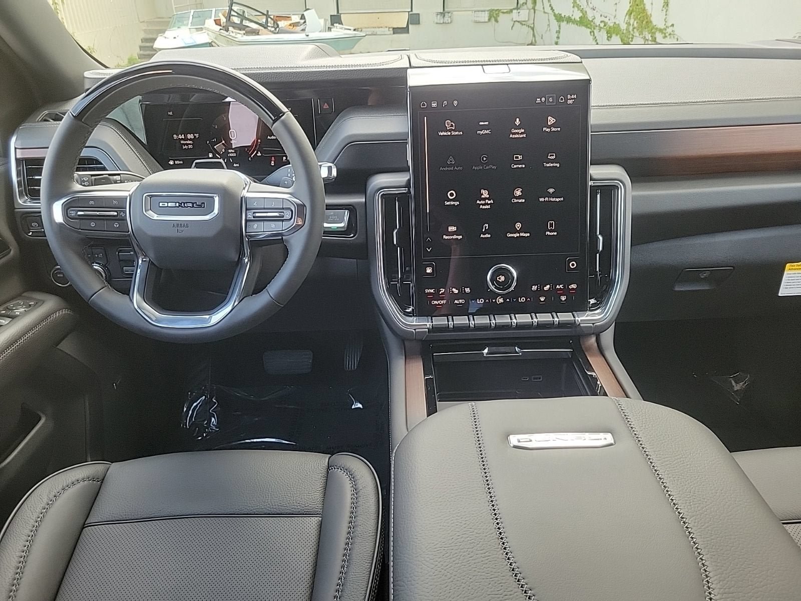New 2026 GMC Yukon Denali w/ Advanced Technology Package RWD image 17