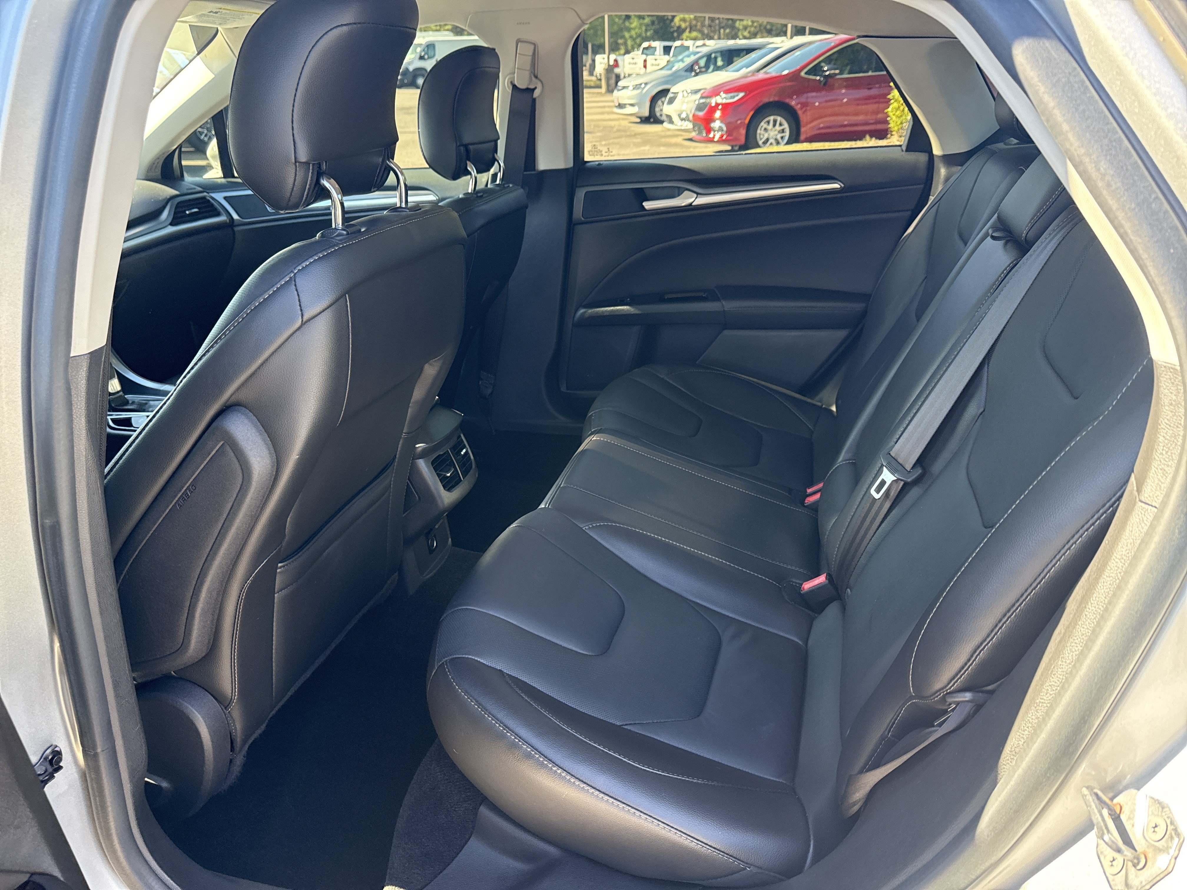 Used 2013 Ford Fusion Titanium FWD image 20