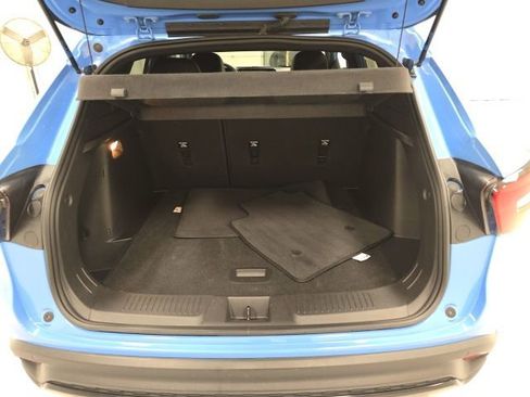 Certified 2024 Chevrolet Trax RS w/ Driver Confidence Package image 24