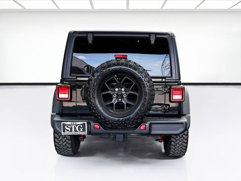 Used 2024 Jeep Wrangler Unlimited Sport AWD/4WD image 5
