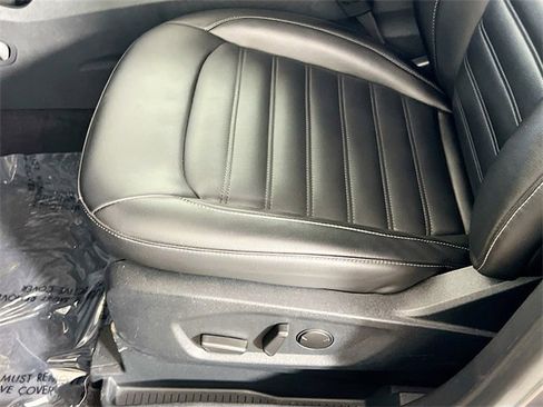 Used 2021 Ford Edge SEL w/ Cargo Accessory Package image 18