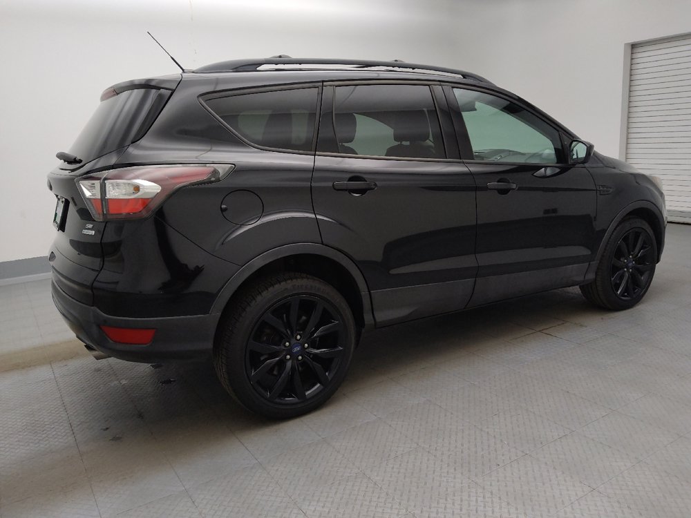 Used 2017 Ford Escape SE w/ Equipment Group 201A FWD image 10