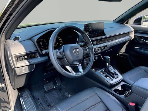 Used 2025 Honda CR-V Sport-L image 14