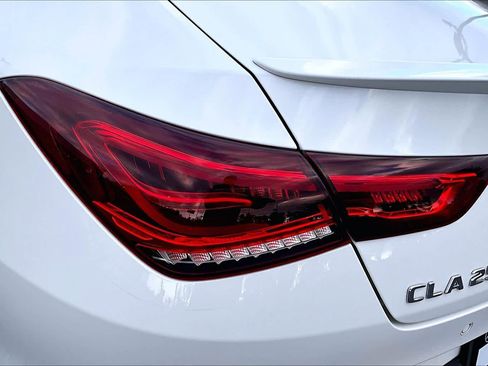 Certified 2022 Mercedes-Benz CLA 250 image 28