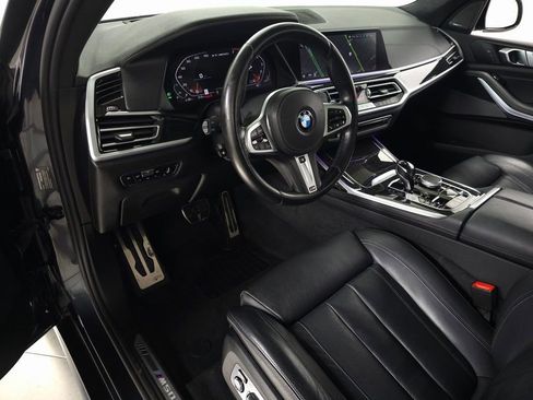 Used 2021 BMW X7 M50i w/ Cold Weather Package AWD/4WD image 17