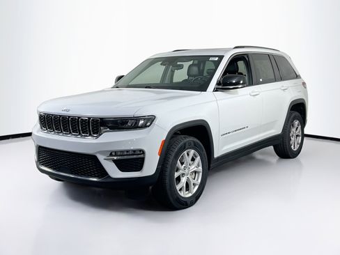 Used 2022 Jeep Grand Cherokee Limited image 1