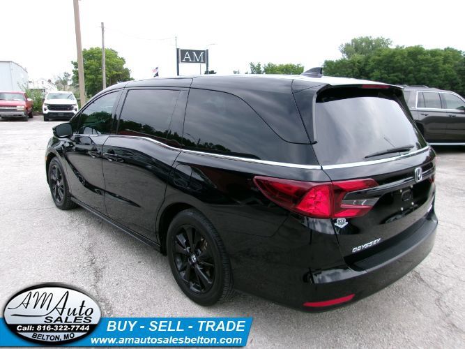 Used 2023 Honda Odyssey Sport image 3