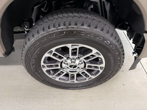 New 2026 Ford F250 Platinum w/ Platinum Plus Package AWD/4WD image 5