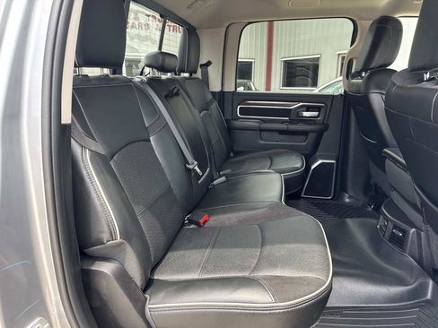 Used 2024 RAM 2500 Laramie AWD/4WD image 9