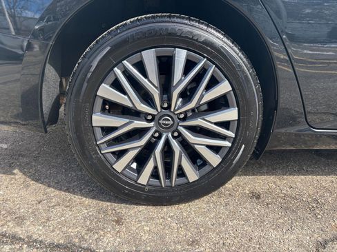 Used 2025 Nissan Altima 2.5 SV image 31