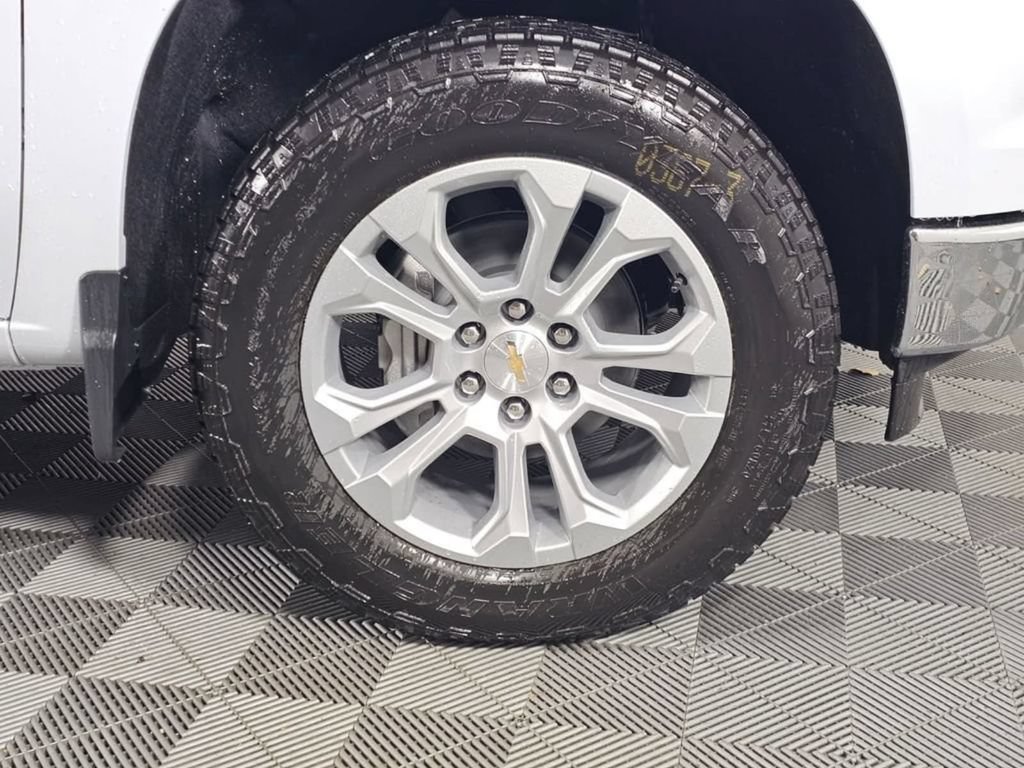 Used 2026 Chevrolet Silverado 1500 LTZ AWD/4WD image 10