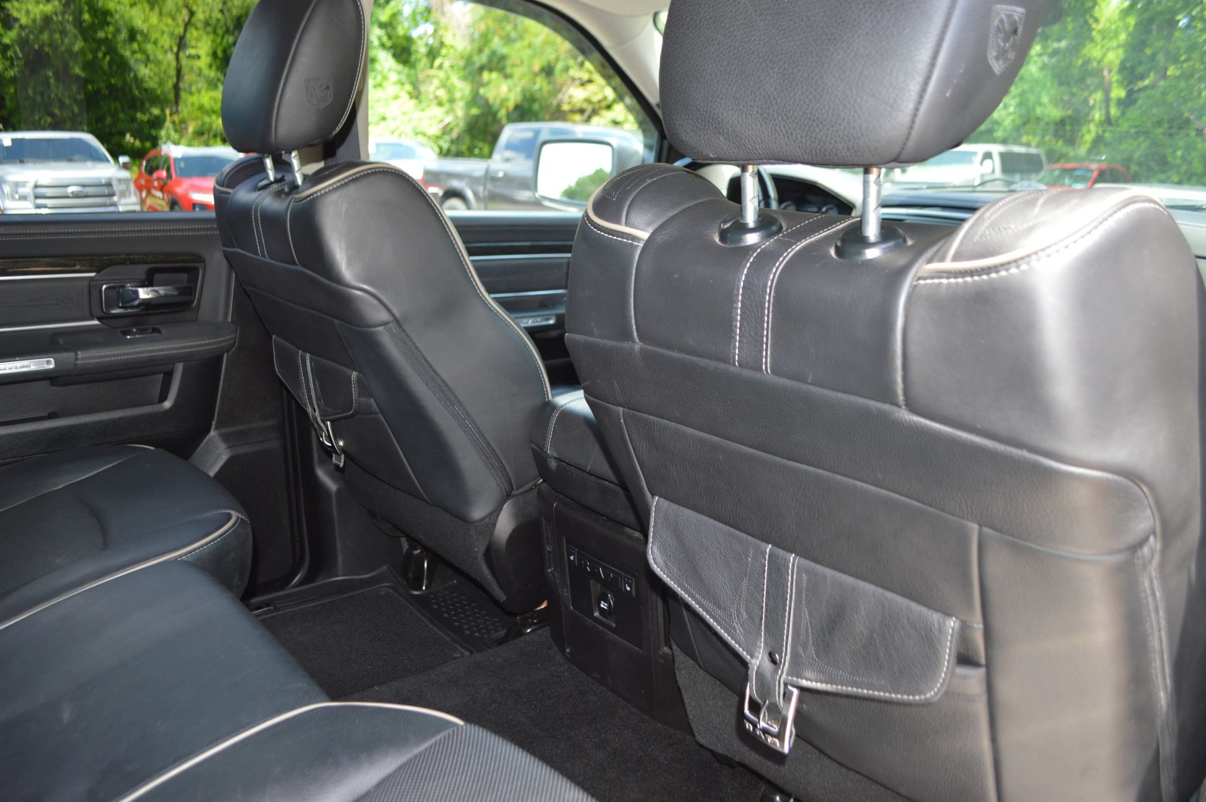 Used 2015 RAM 1500 Limited AWD/4WD image 26