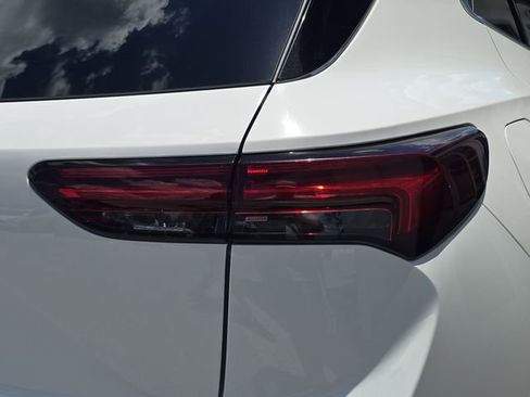 Certified 2022 Buick Envision Preferred FWD image 8