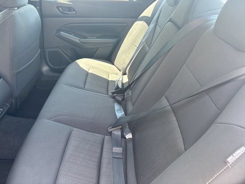 Used 2025 Nissan Altima 2.5 SV FWD image 27