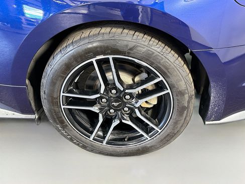 Used 2018 Ford Mustang Coupe w/ Equipment Group 101A RWD image 35