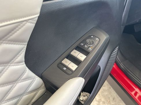 Used 2023 Mitsubishi Outlander SEL image 39