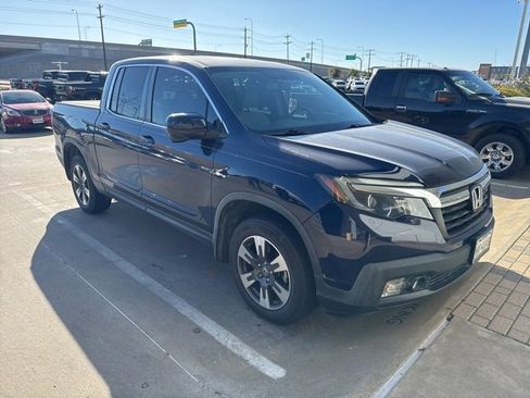 Used 2019 Honda Ridgeline RTL-T image 2
