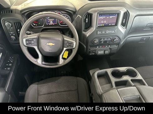 Used 2021 Chevrolet Silverado 2500 Custom w/ Custom Value Package image 15