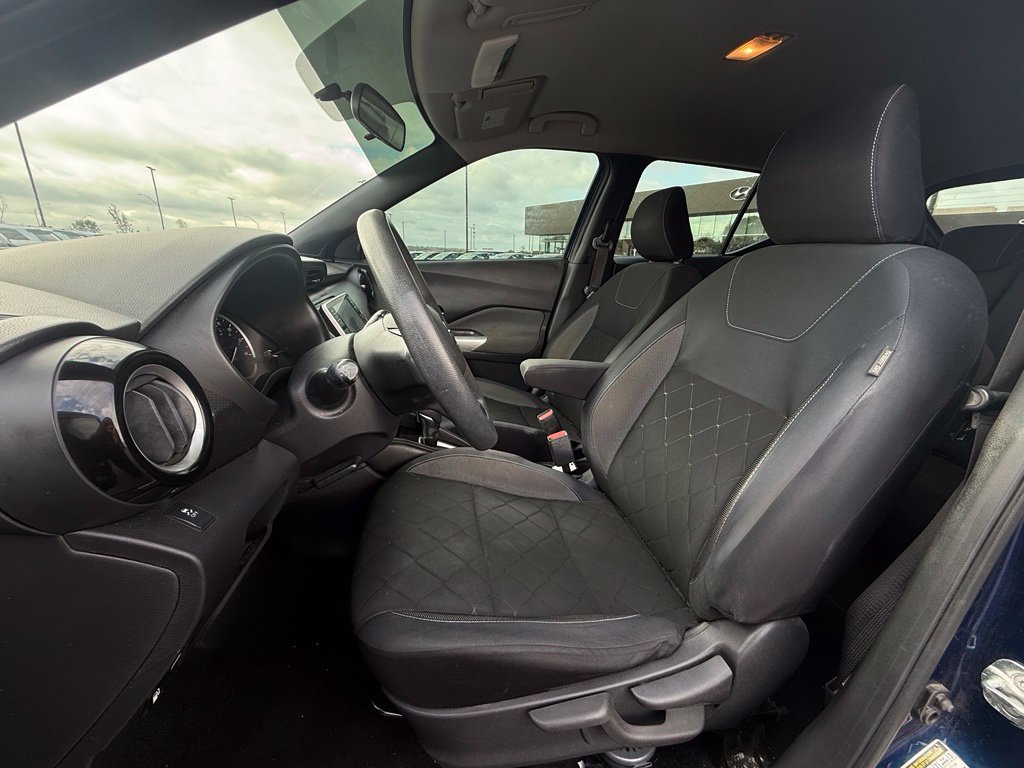 Used 2018 Nissan Kicks SV FWD image 20