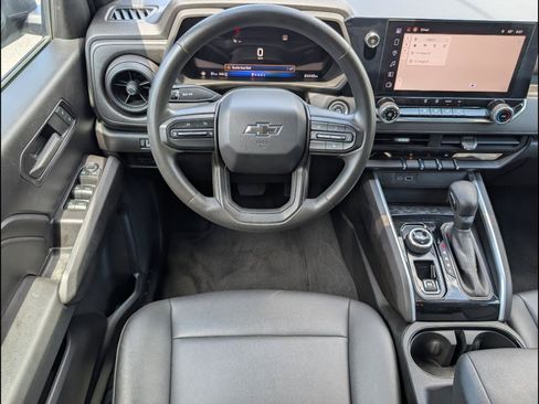 Used 2024 Chevrolet Colorado Trail Boss w/ Advanced Trailering Package AWD/4WD image 8
