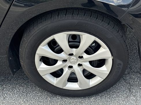 Used 2024 Toyota Corolla LE FWD image 19