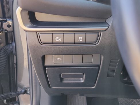 Used 2025 MAZDA MAZDA3 s FWD image 26