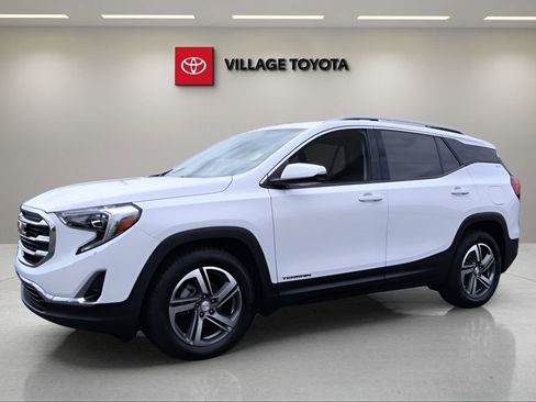 Used 2021 GMC Terrain SLT FWD image 1