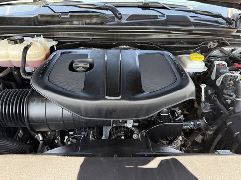 Used 2025 RAM 1500 Laramie w/ Sport Appearance Package AWD/4WD image 33