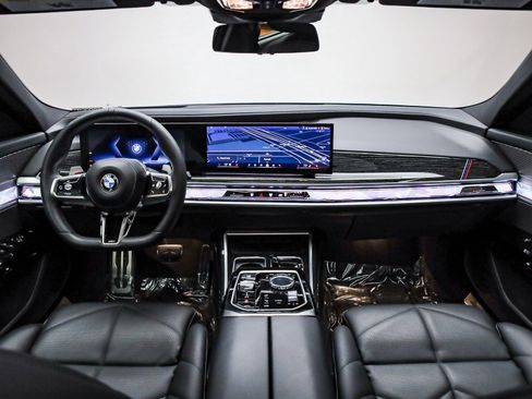 Certified 2023 BMW 740i w/ Parking Assistance Package image 13