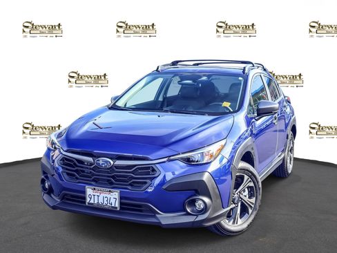 Used 2024 Subaru Crosstrek 2.0i Premium image 1