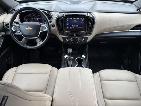 Used 2023 Chevrolet Traverse LT w/ LPO, Floor Liner Package AWD/4WD image 12