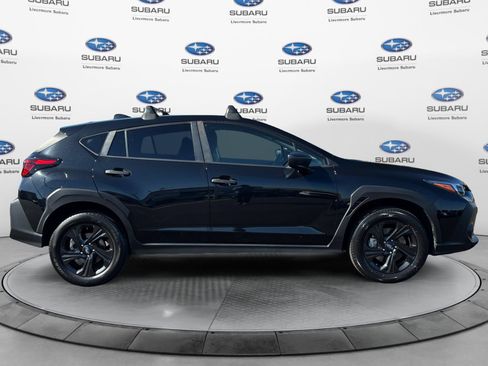 Used 2024 Subaru Crosstrek 2.0i AWD/4WD image 6