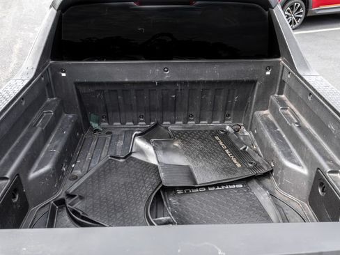 Used 2024 Hyundai Santa Cruz SE FWD image 30