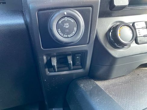 Used 2016 Ford F150 XLT w/ Equipment Group 302A Luxury AWD/4WD image 11