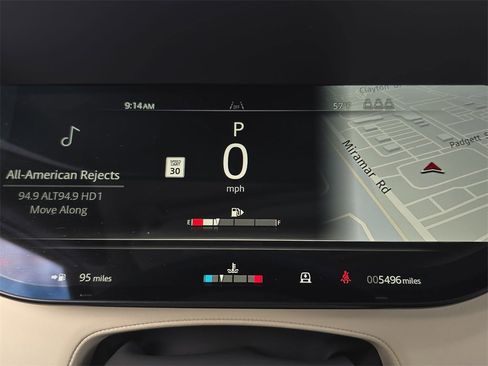 Certified 2025 Land Rover Range Rover SE image 20