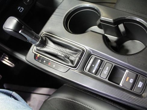 Used 2023 Honda Civic Sport image 15