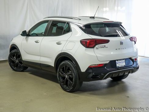 Used 2024 Buick Encore GX Sport Touring image 8