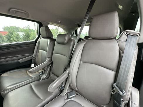Used 2024 Honda Odyssey EX-L image 18