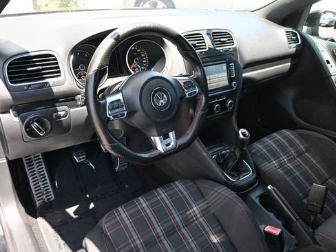 Used 2011 Volkswagen GTI 4-Door image 7