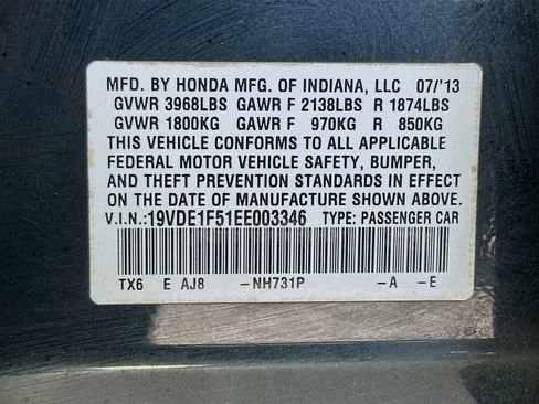 Used 2014 Acura ILX w/ Premium Package FWD image 37