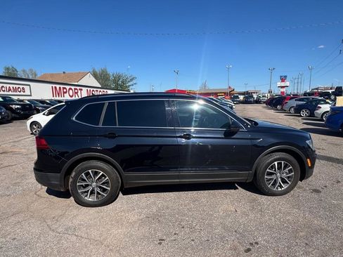 Used 2019 Volkswagen Tiguan SE image 4