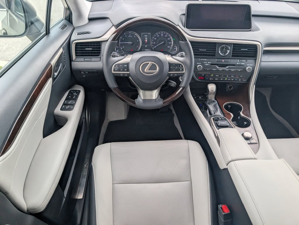 Used 2018 Lexus RX 350 FWD w/ Premium Package image 3