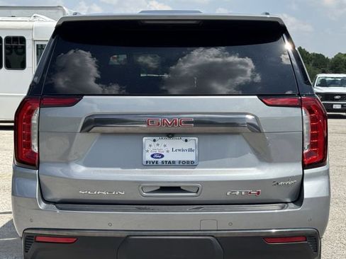 Used 2023 GMC Yukon XL AT4 w/ AT4 Premium Package AWD/4WD image 5